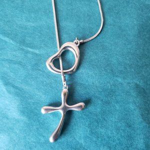 2/25$ nwt Lariat style "token of love" premier design necklace